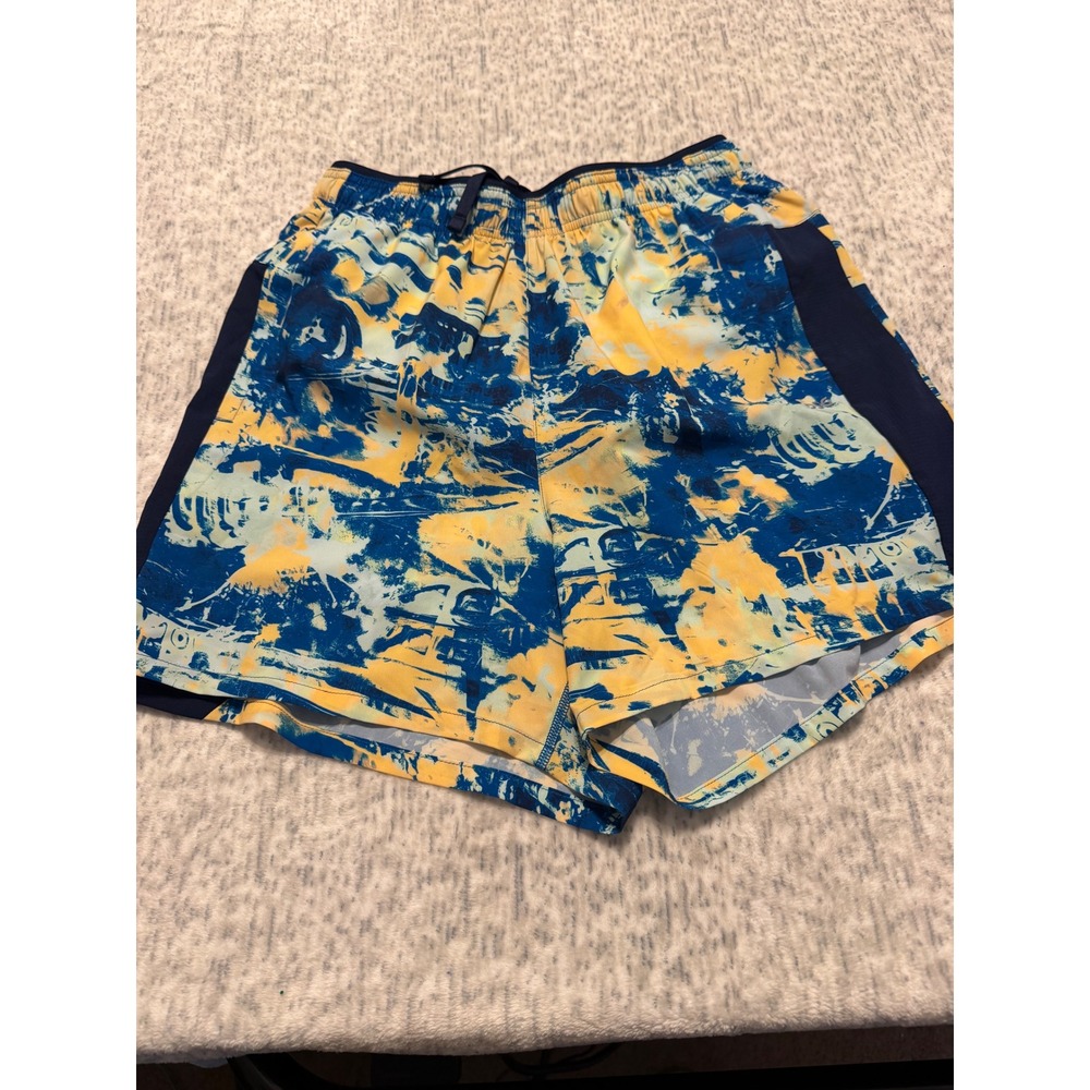 DSG Mens 5 Inch Stride Shorts Abstract Print Athletic Built in Brief Size Sm NWT